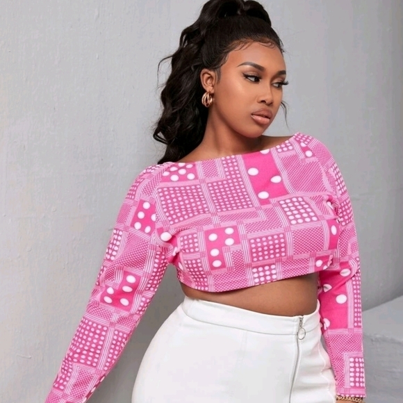 Plus Polka‎ Dot Backless Crop Tee - Picture 2 of 5